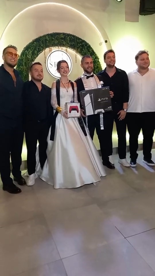 Bursa’da ilginç takı töreni