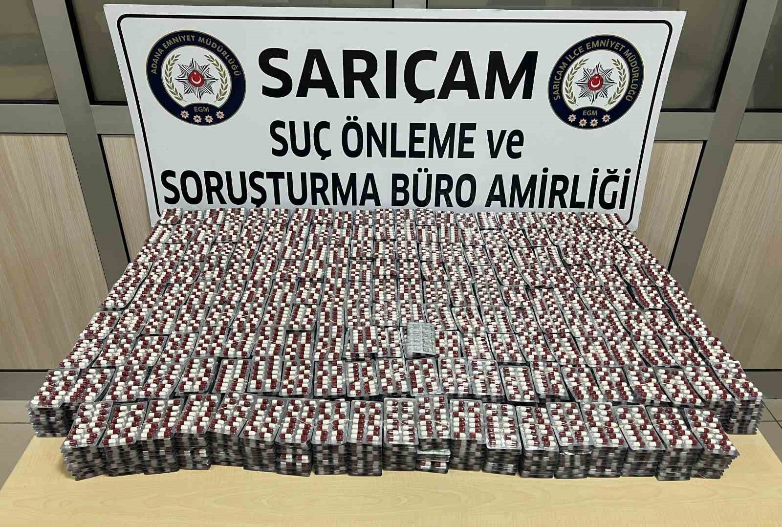 Apartman dairesine yapılan baskında 27 bin 412 uyuşturucu ele geçirildi