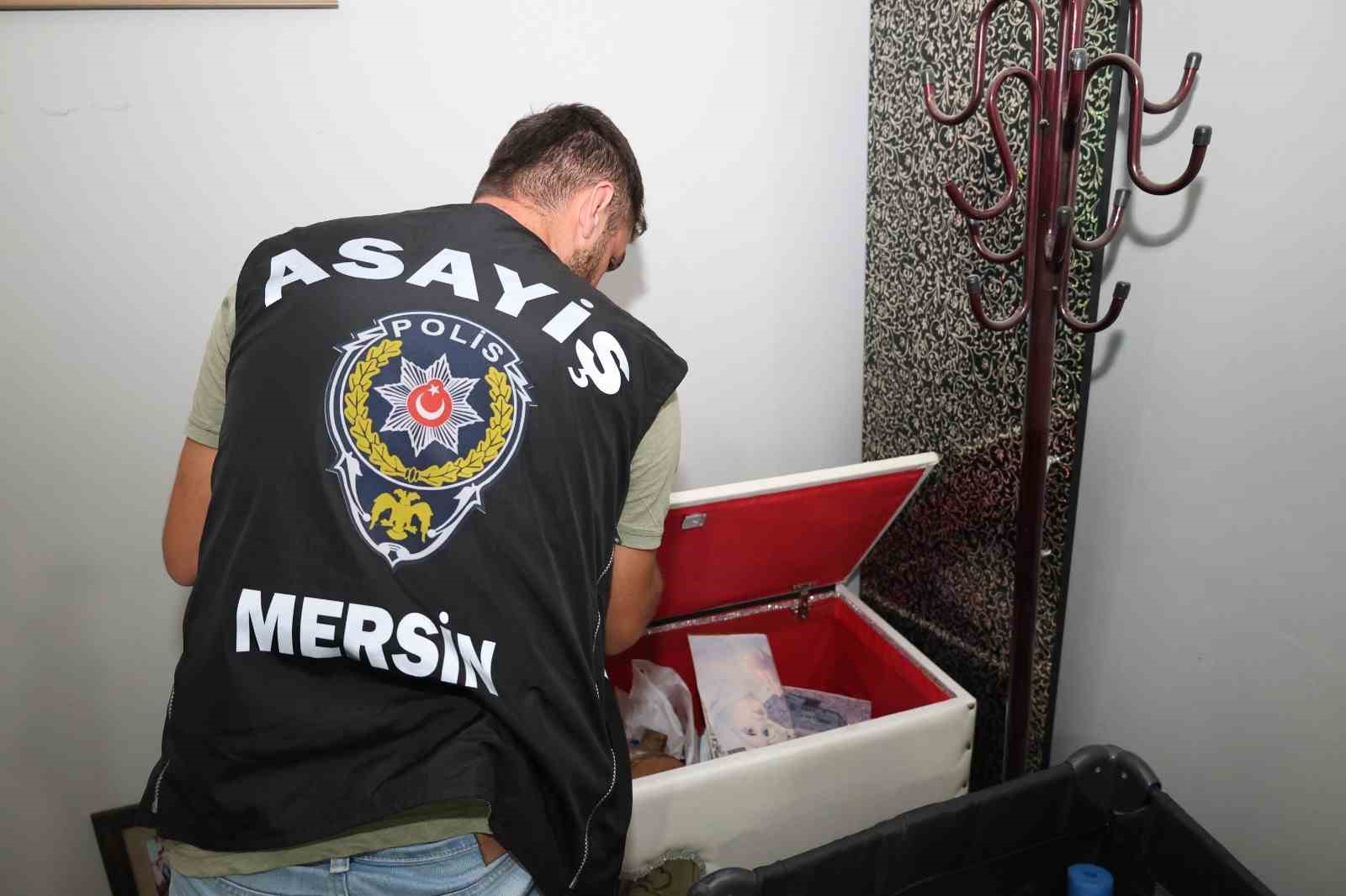 Mersin’de aranan şahıslara yönelik operasyon: 81 kişi yakalandı