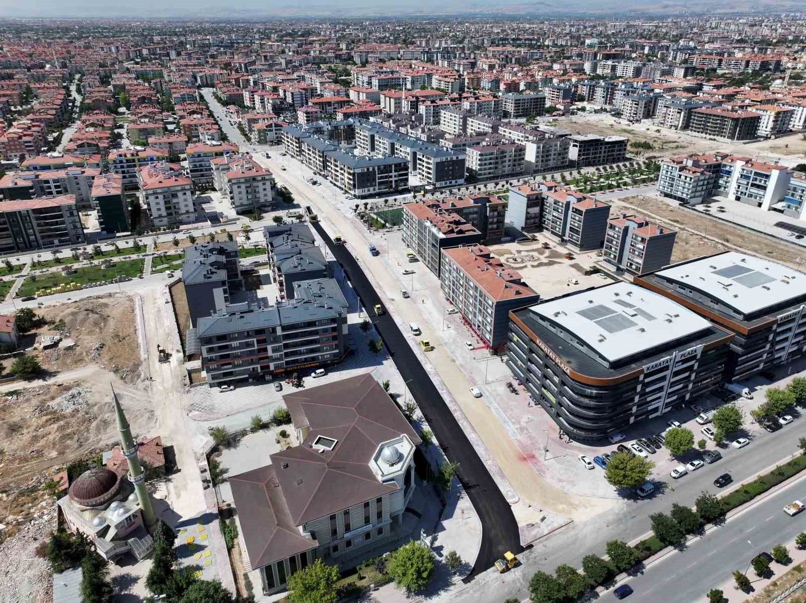 Karatay&rsquo;da yol ve asfalt seferberliği
