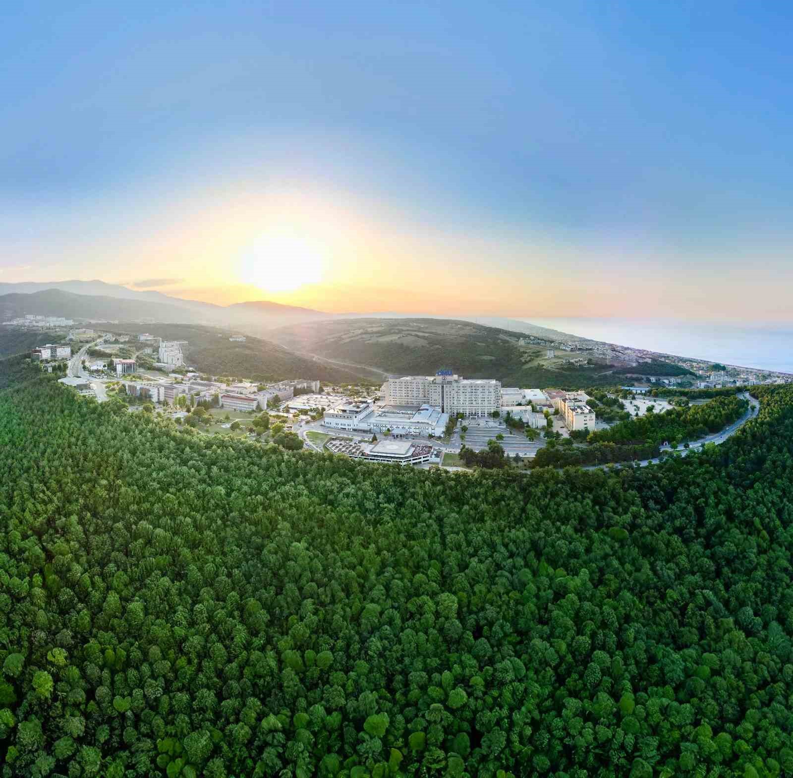 OMÜ’ye YÖKAK’tan 5 yıllık tam akreditasyon