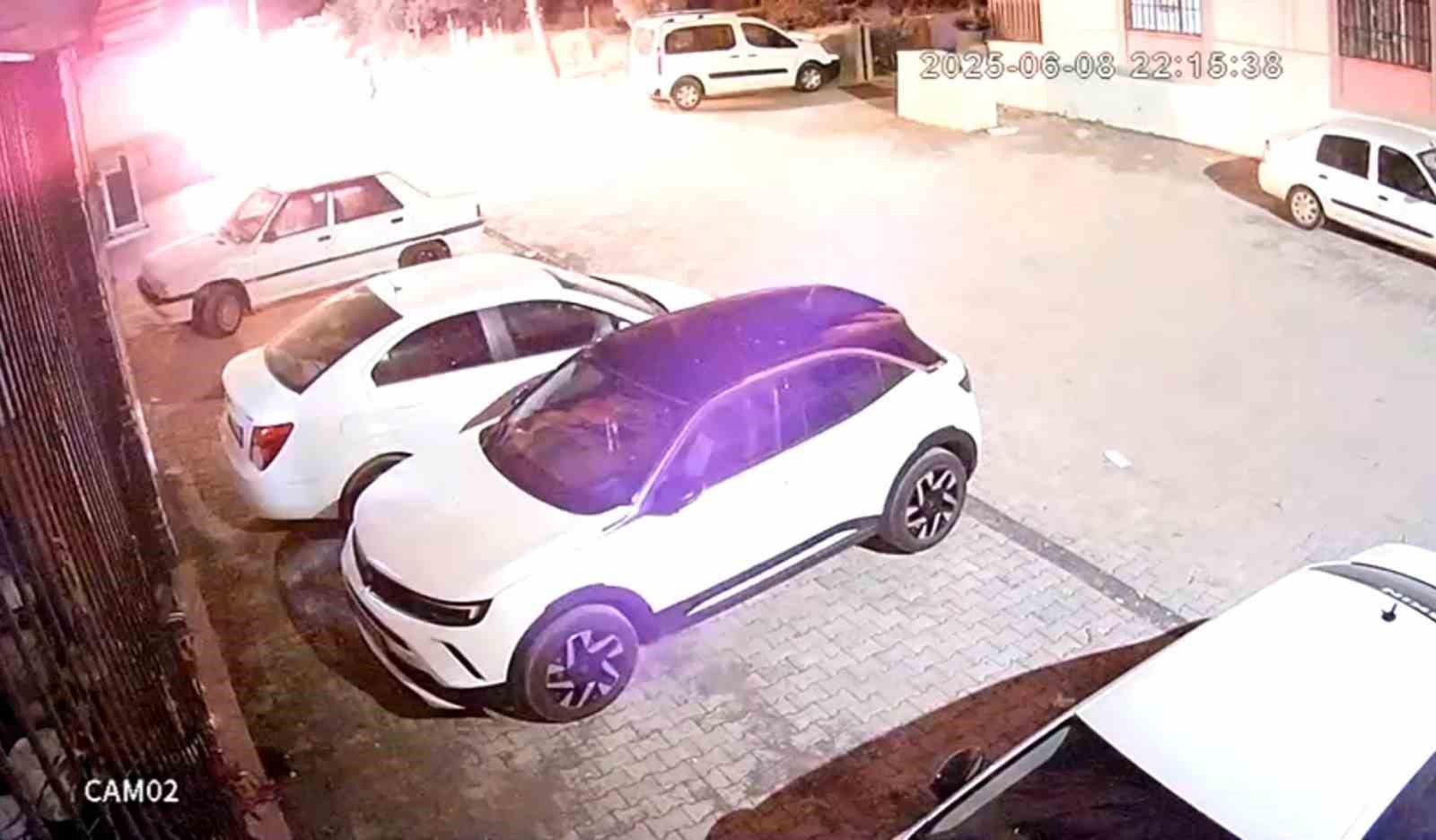 Şanlıurfa’da molotof kokteylli kundaklamalar kamerada