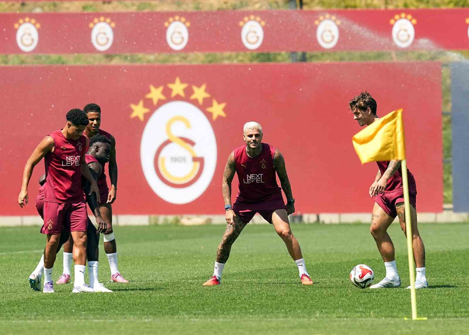 Galatasaray, yeni sezon hazırlıklarına devam etti