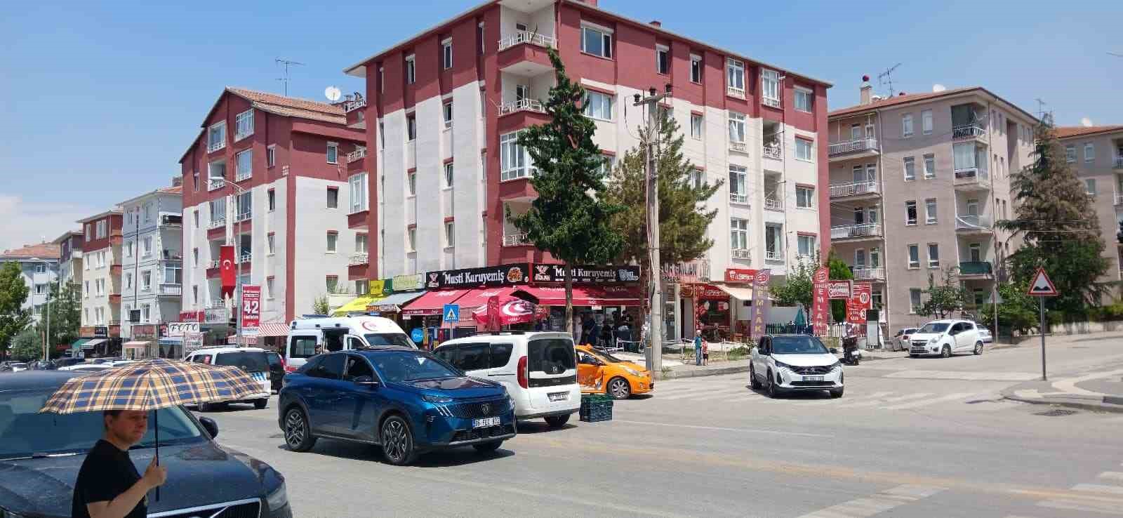 Ankara’da taksi ile otomobil çarpıştı: 1 yaralı