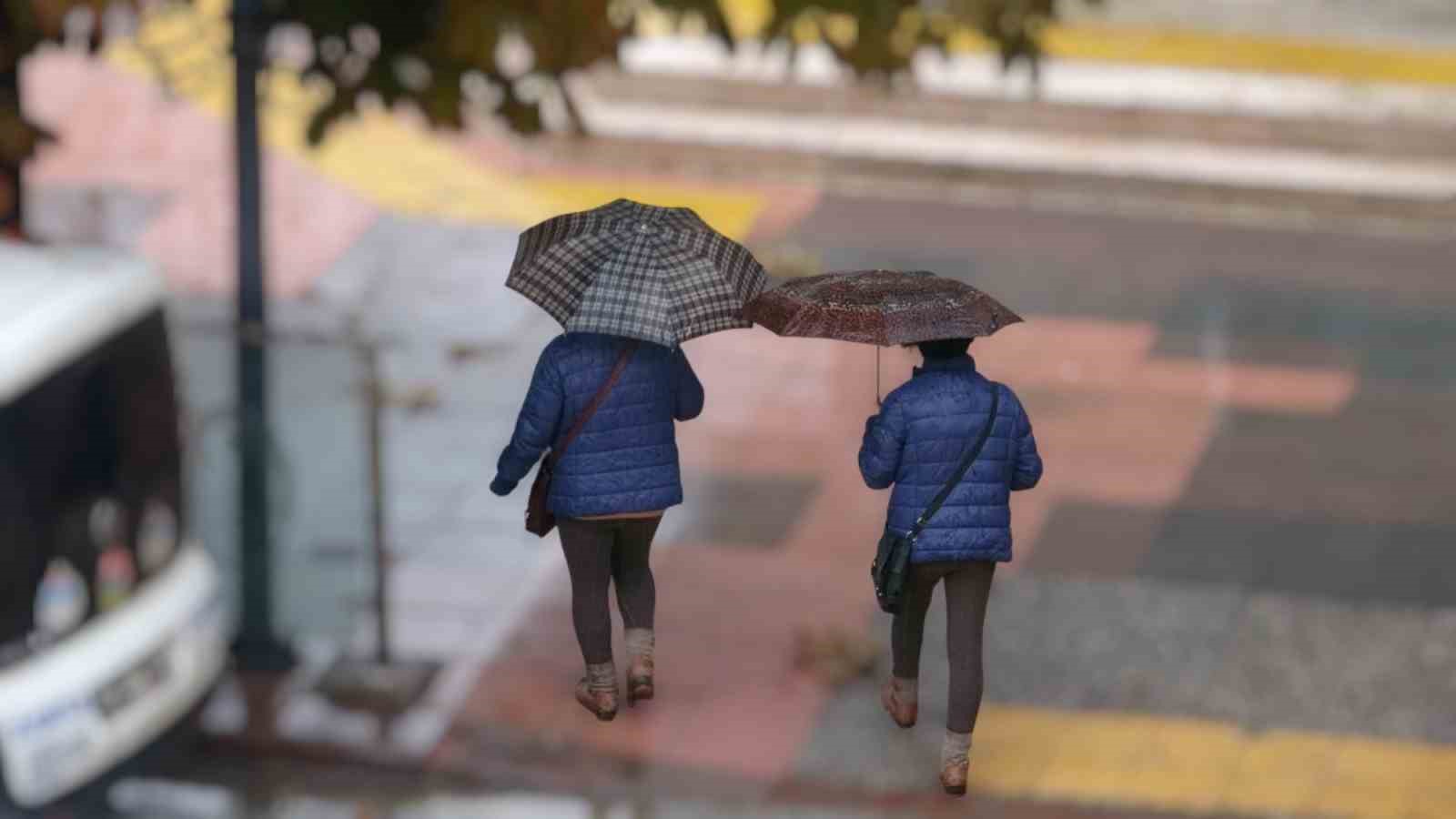 Çankırı için gök gürültülü sağanak uyarısı