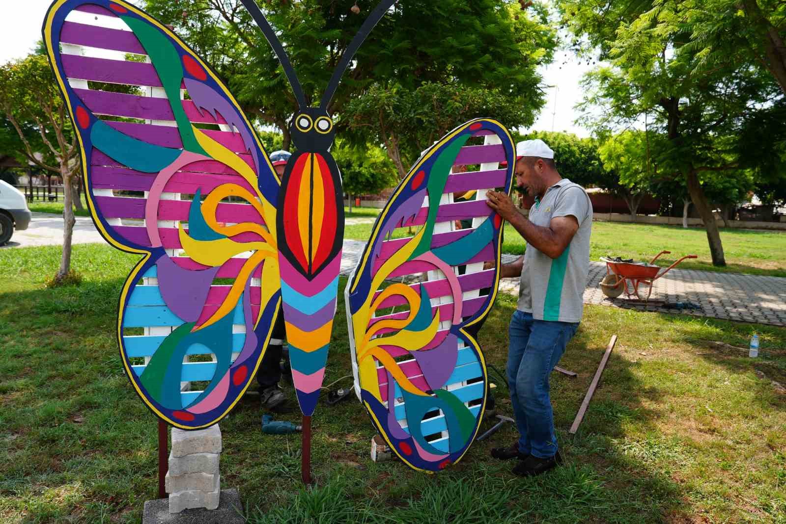Erdemli’de atık malzemelerle park ve bahçelere estetik dokunuş