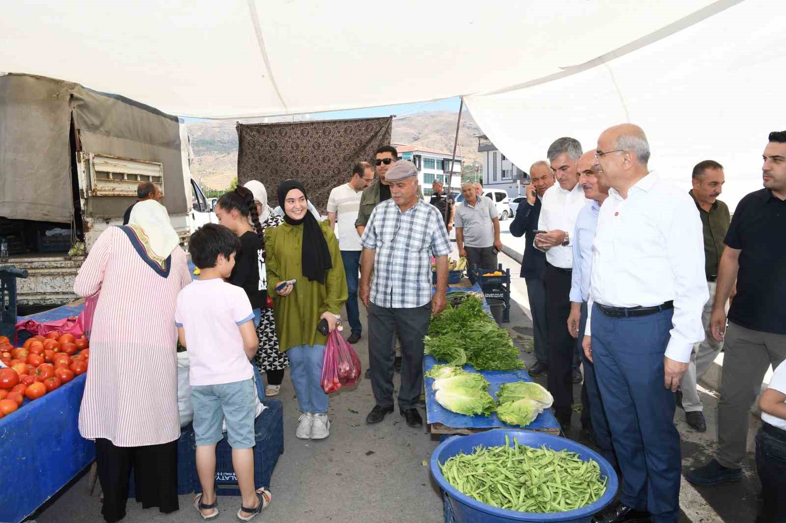 Başkan Er: "Hizmet ve yatırımlarımız artarak devam edecek"