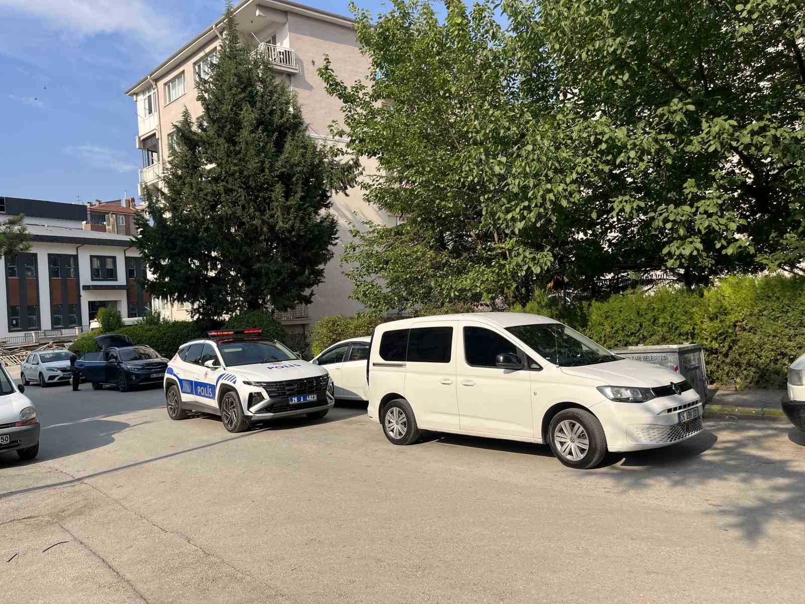 Kayınçosunu tabancayla vurup kaçtı, sonra motosikletiyle geri dönüp teslim oldu