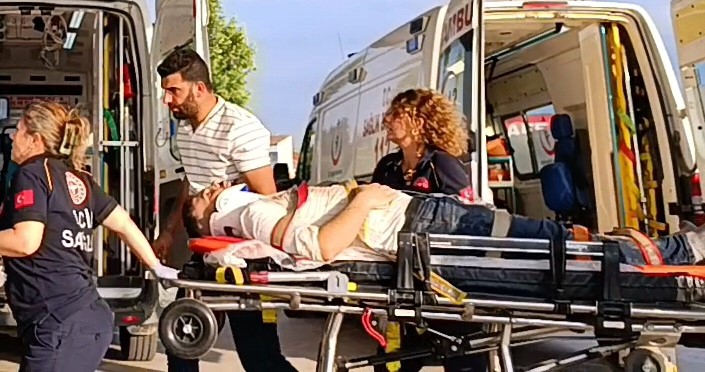 Bursa’da asansör boşluğuna düşen genç yaralandı