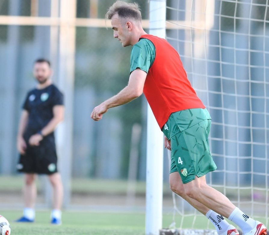 Bursaspor’da hazırlıklar hız kesmeden sürüyor
