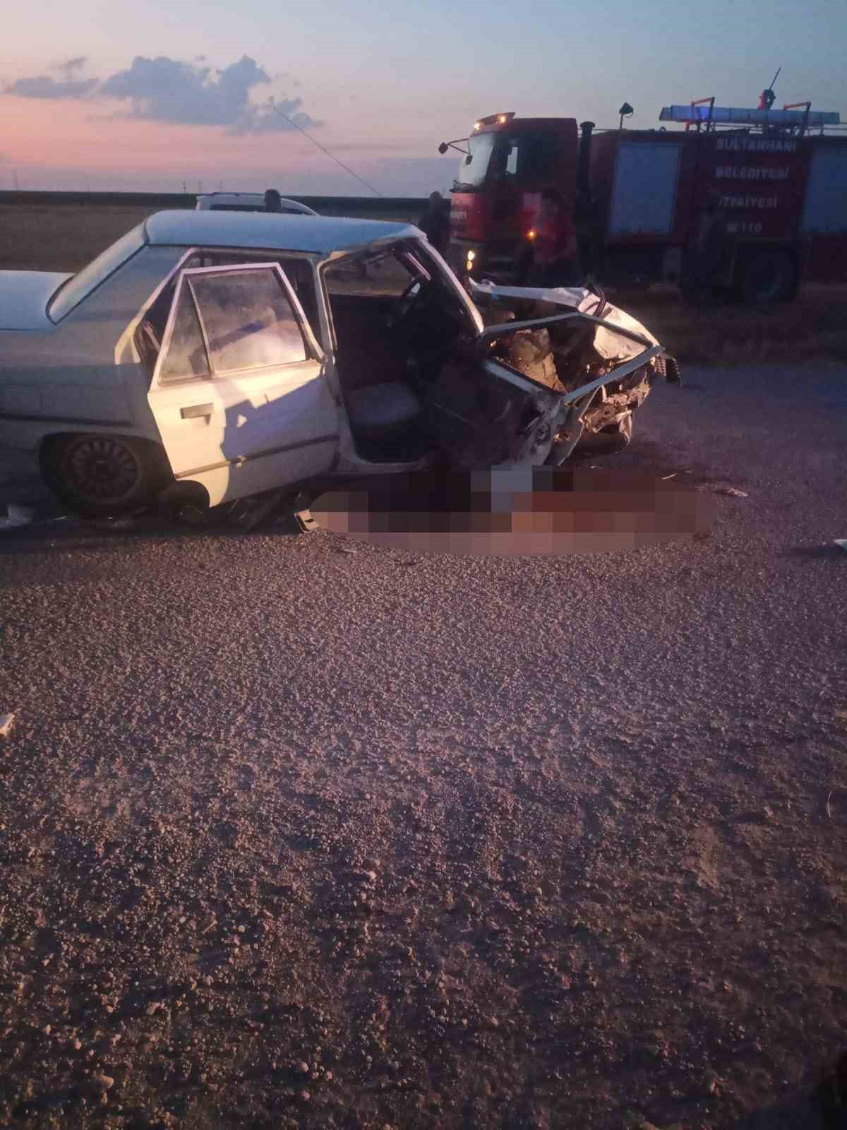 Aksaray&rsquo;da d&uuml;ğ&uuml;n konvoyunda kaza: 2 yaralı
