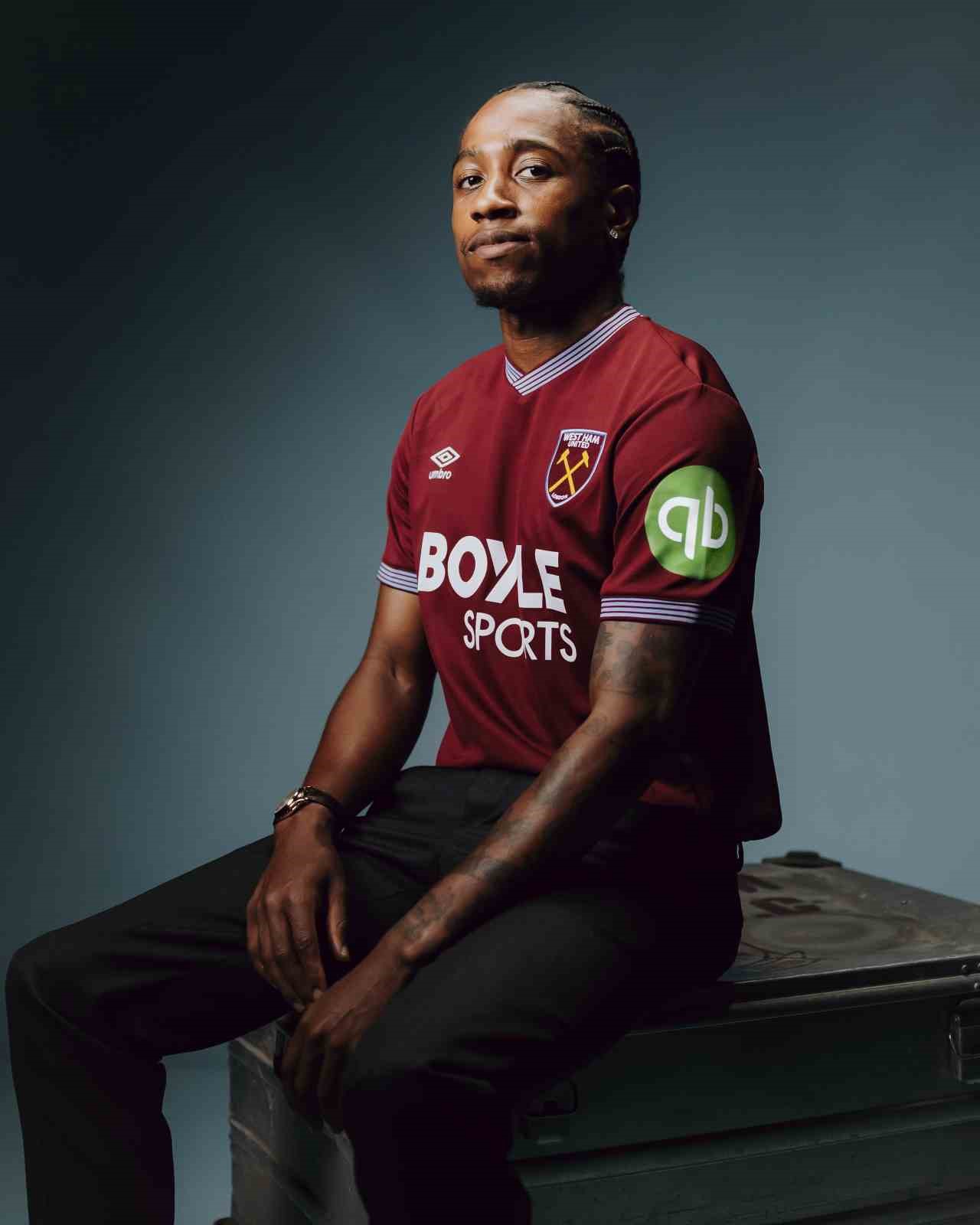 West Ham United, Kyle Walker-Peters’ı transfer etti
