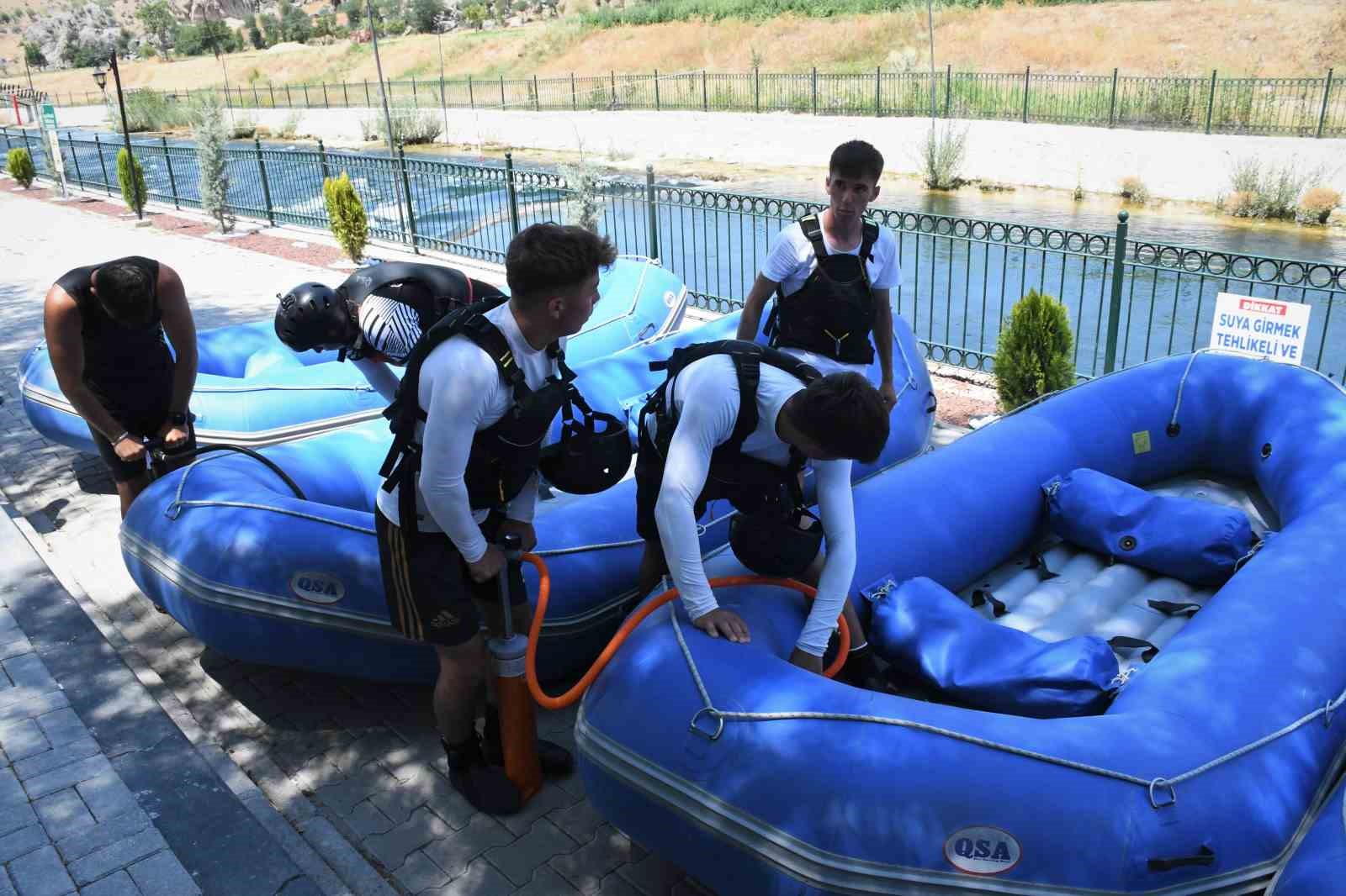 Türkiye’nin ilk yapay rafting parkuru macera tutkunlarını ağırlıyor

