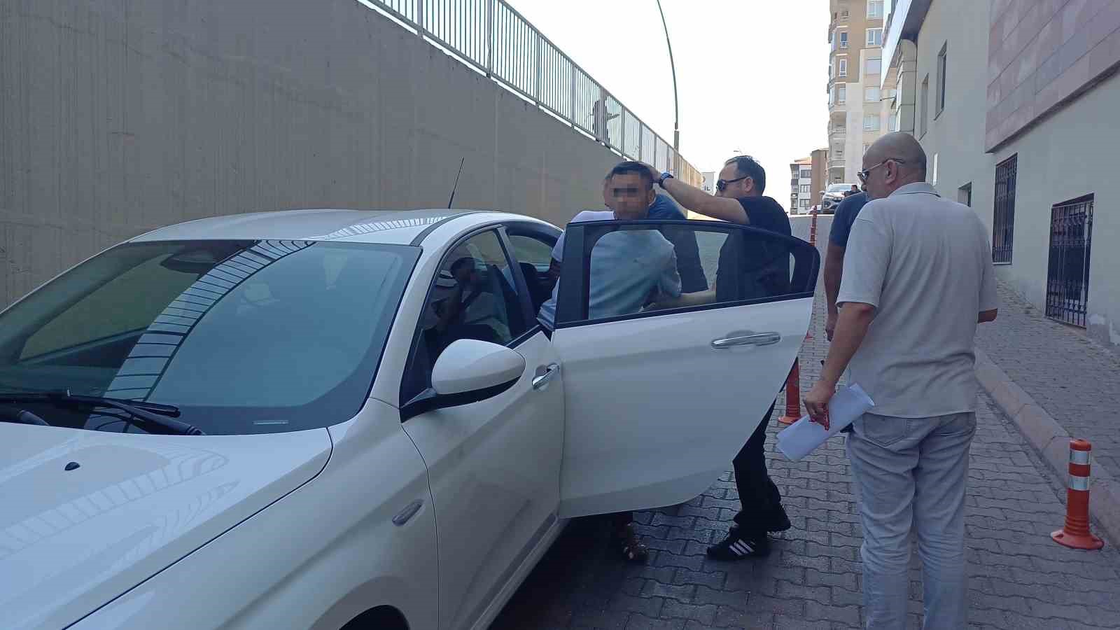 Camideki cinayetin görüntüleri ortaya çıktı