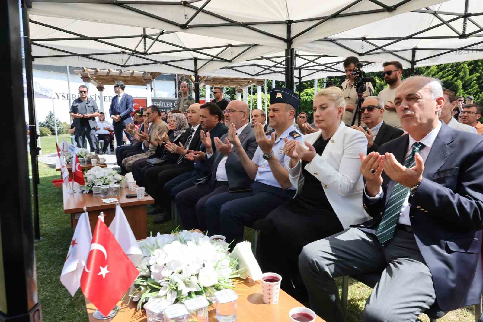 Kayseri Üniversitesi’nde ’Şehitler Anıtı’ açıldı