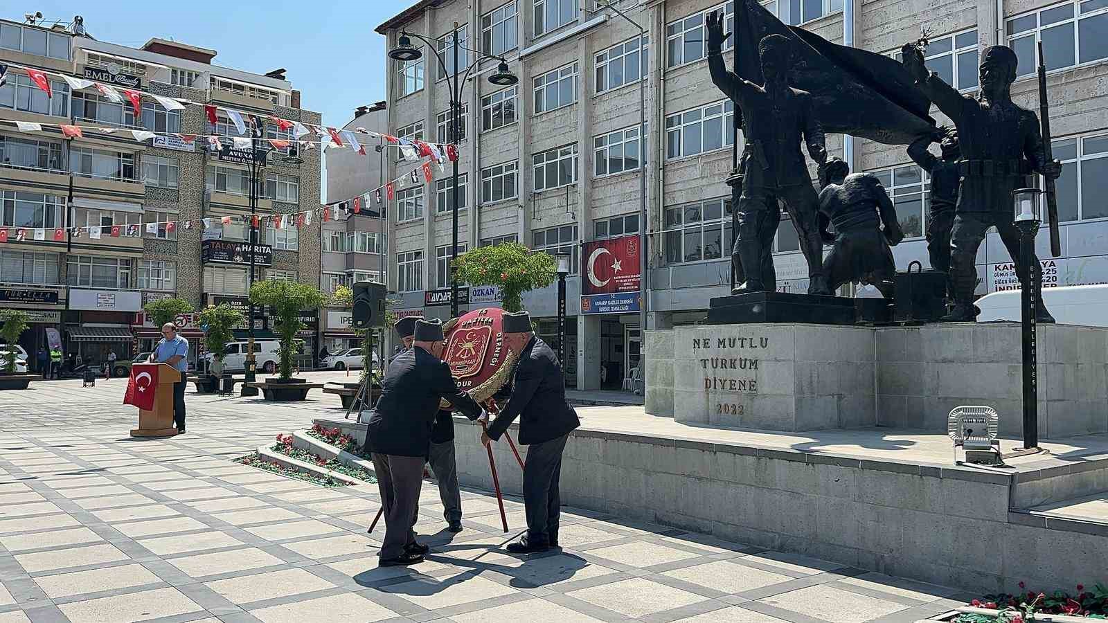 Kıbrıs Barış Harekâtı’nın 51. Yıl Dönümü Burdur’da törenle kutlandı