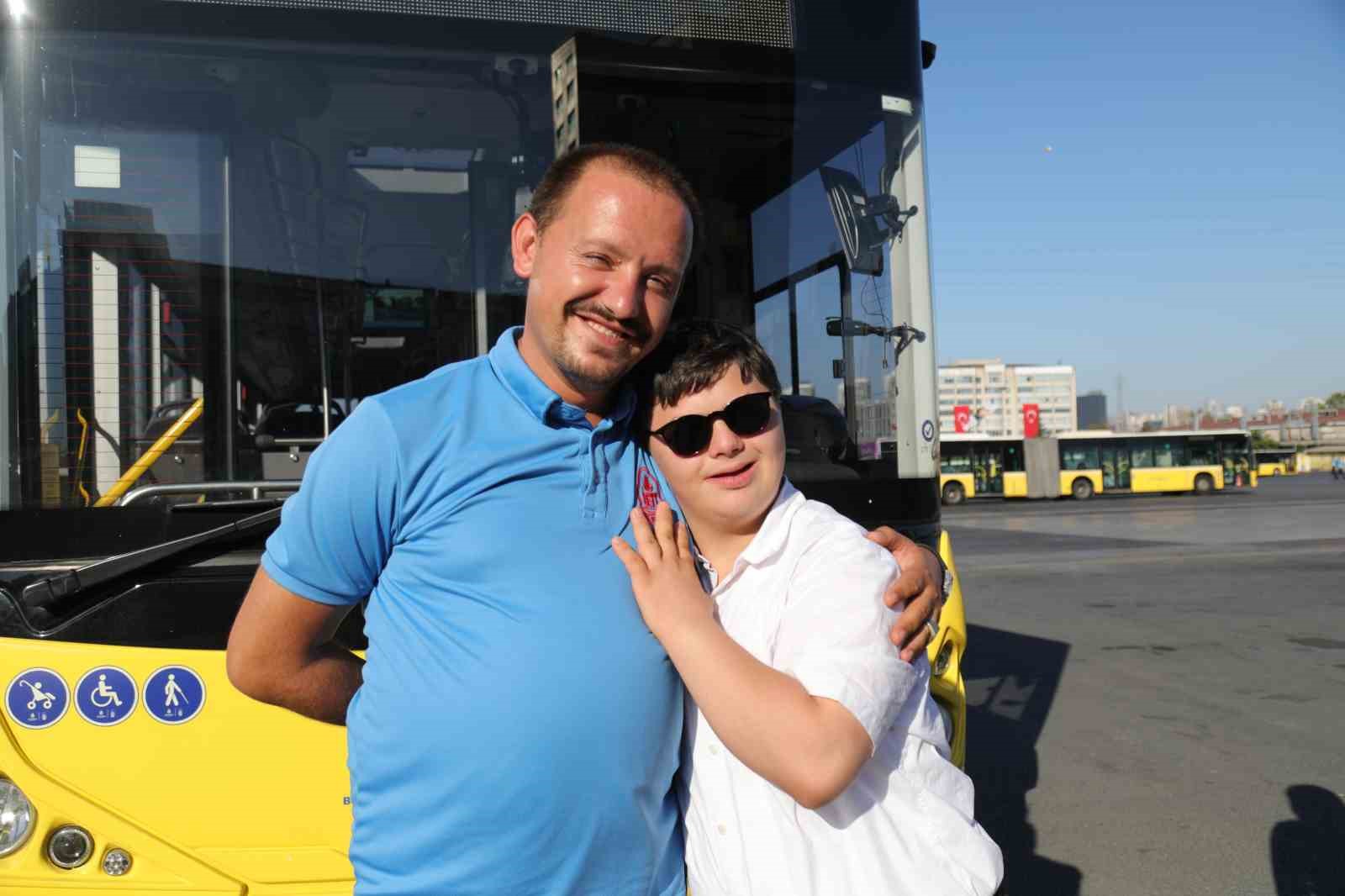 Kaybolan down sendromlu genç, İETT şoförünün dikkati sayesinde ailesine kavuştu