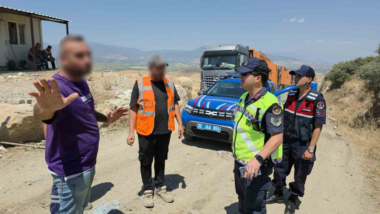 İzmir’in çöpü Tire’ye taşınıyor: Vatandaşlar tepkili