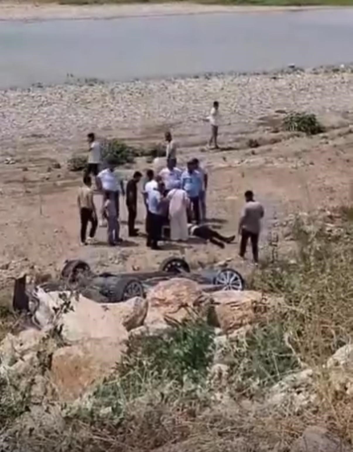 Batman’da otomobil şarampole yuvarlandı: 1 yaralı