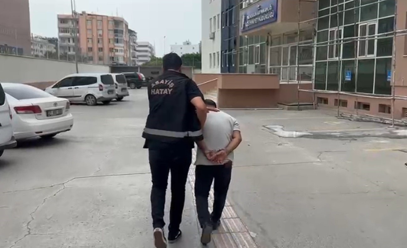 Hatay’da hapis cezası ile aranan 5 kişi yakalandı
