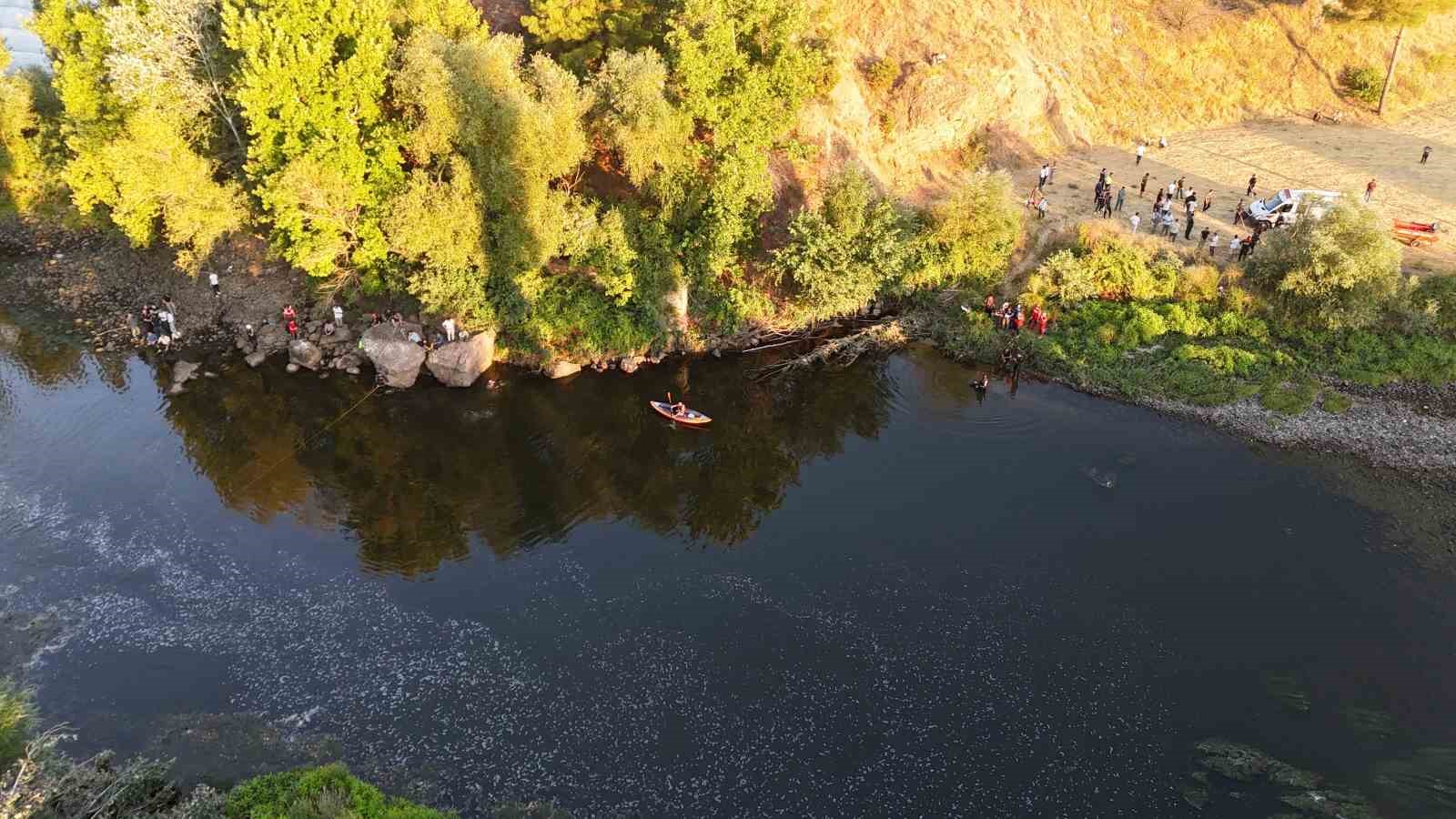 İki çocuğun boğulduğu nehirde çok sayıda ekip çalışmalara katıldı
