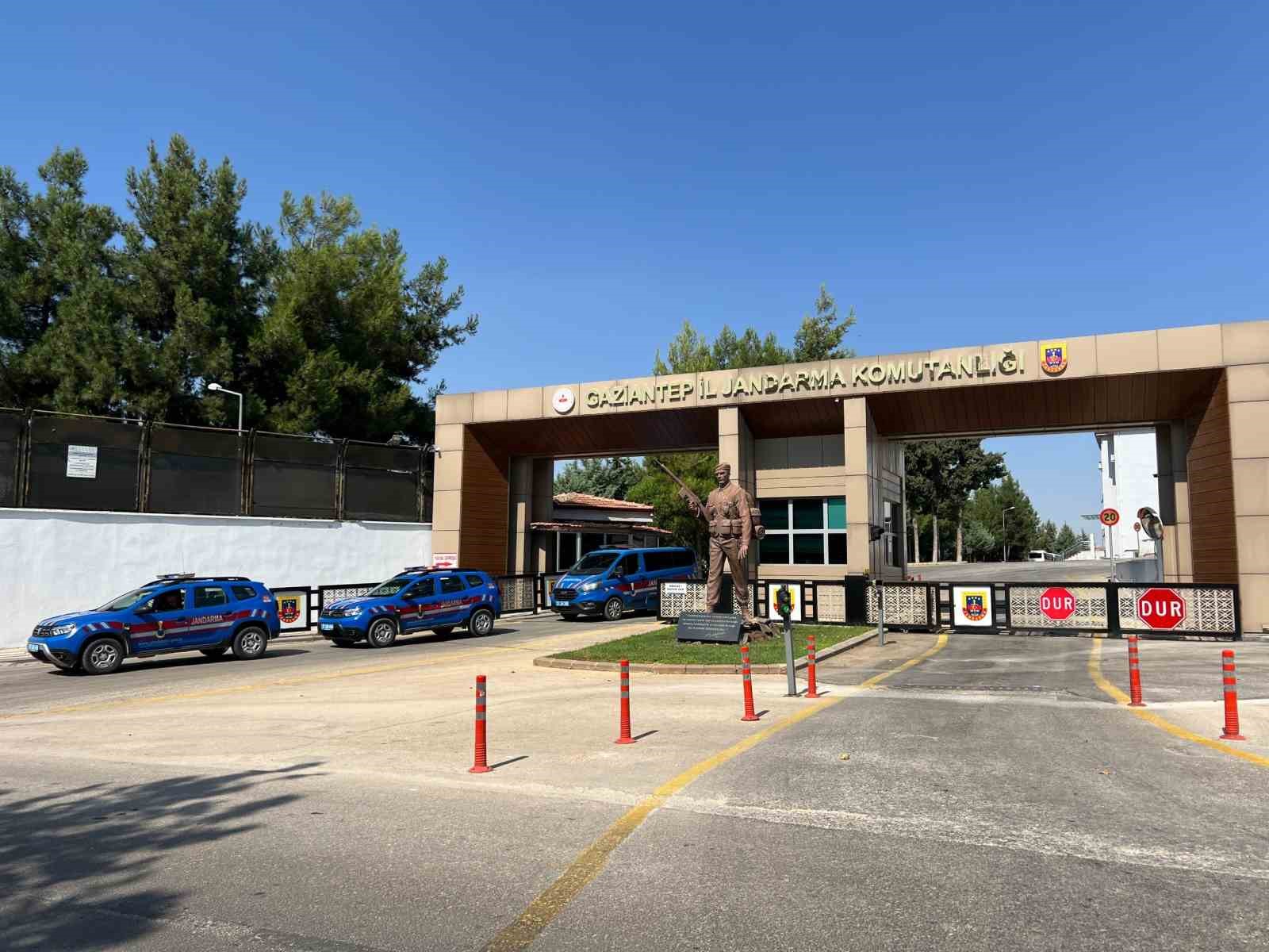 Gaziantep’te aranan 83 şahsı jandarma yakaladı