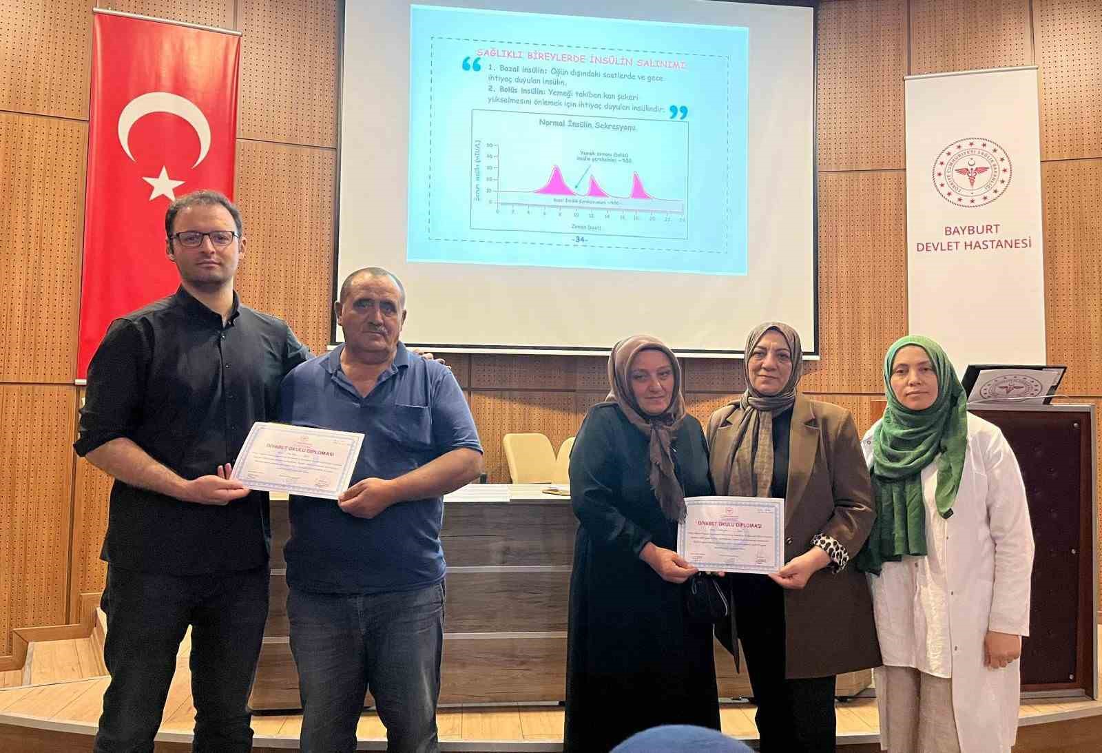 Bayburt&rsquo;ta Temmuz ayı diyabet okulu eğitimleri tamamlandı
