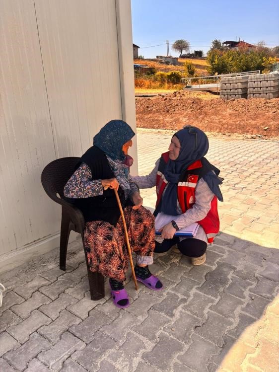 Bilecik’te yangın zedelere psikososyal destek ziyareti