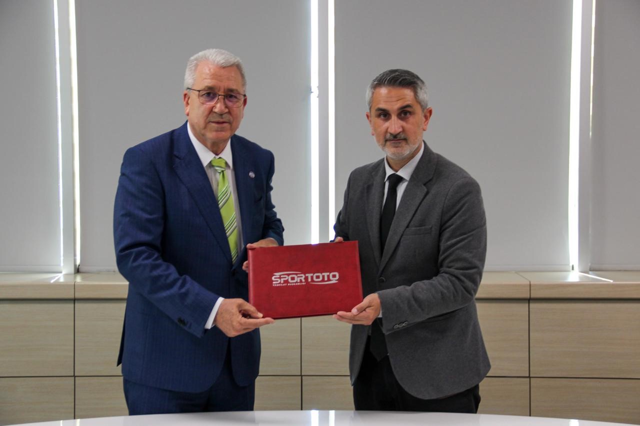 Ege Üniversitesi ile Spor Toto arasında spor alanları protokolü