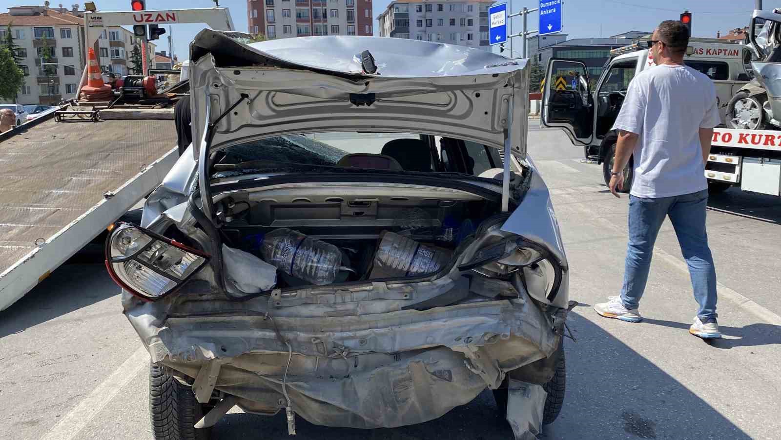 &Ccedil;orum&rsquo;da zincirleme kaza: 6 yaralı
