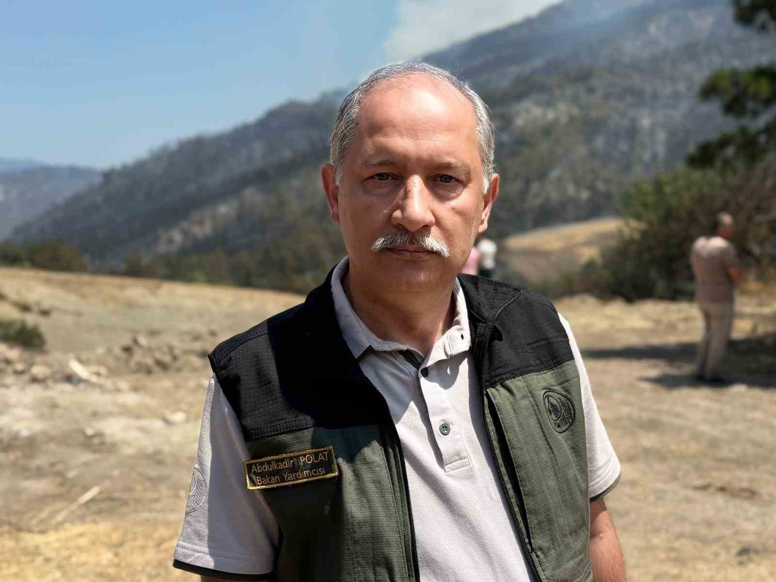 Bakan Yardımcısı Polat, Geyve yangınındaki son durumu a&ccedil;ıkladı
