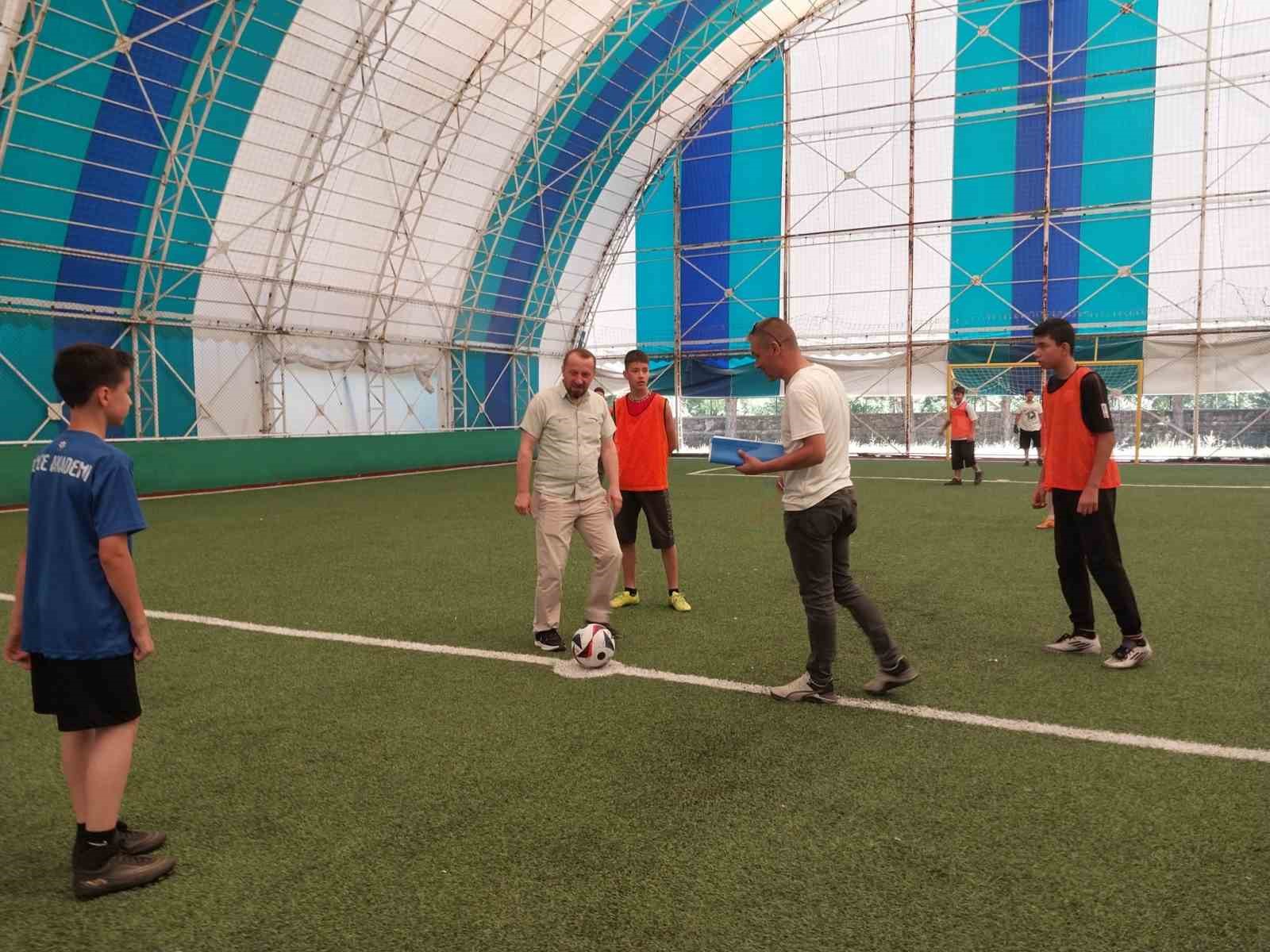 Simav’da Yaz Kur’an Kursları arası futbol turnuvası