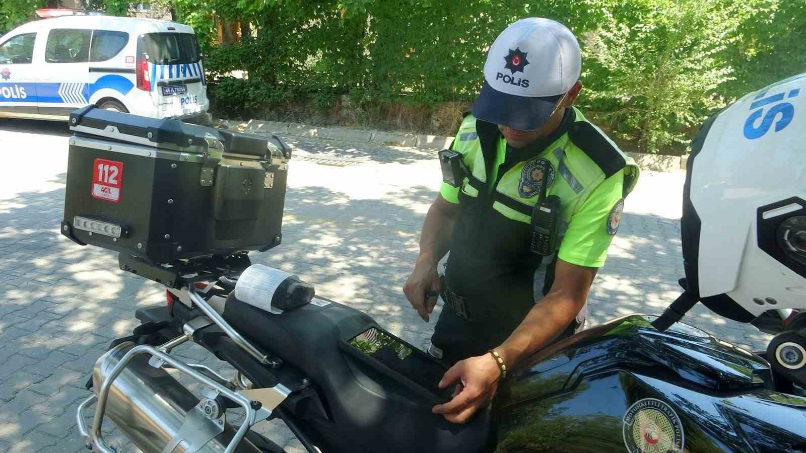 Muğla’da motosiklet denetimleri arttı ekipler kask kullanımına dikkat çekti