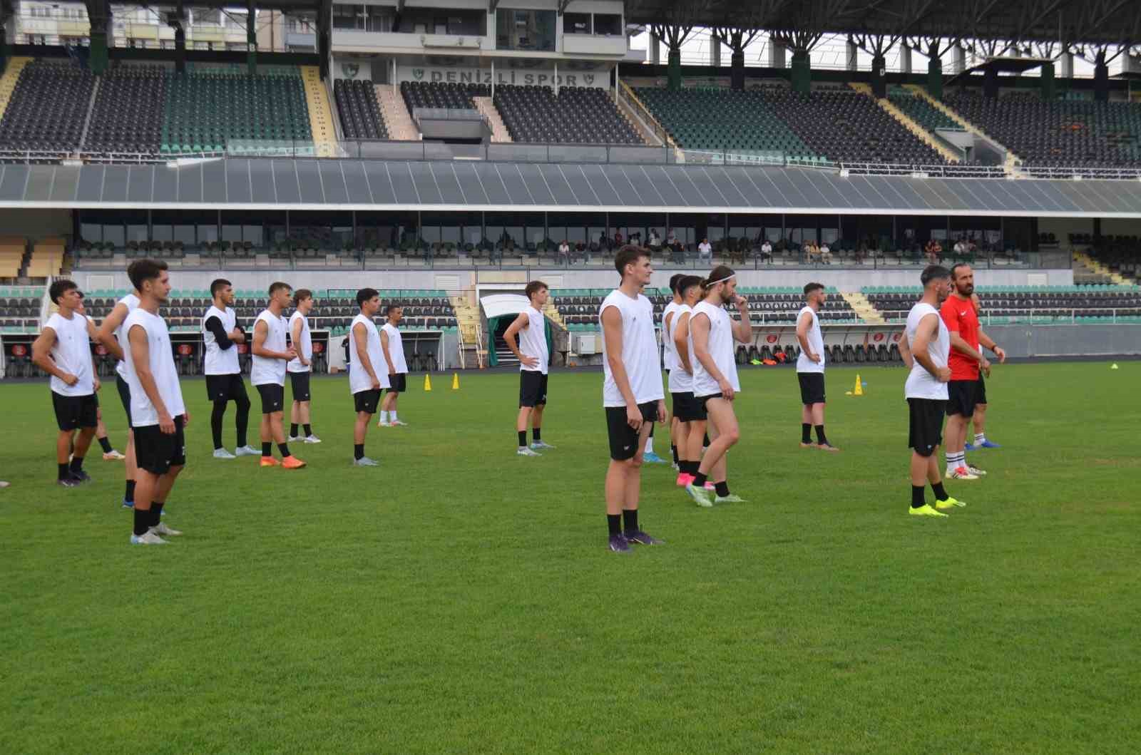 Denizli İdmanyurdu yeni sezon hazırlıklarına başladı