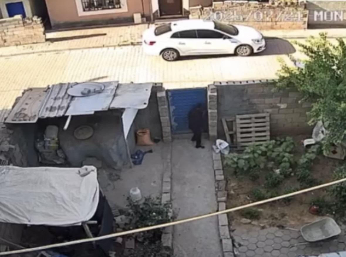 Mardin’de hırsız iki ayrı evden 5 bin lira çaldı