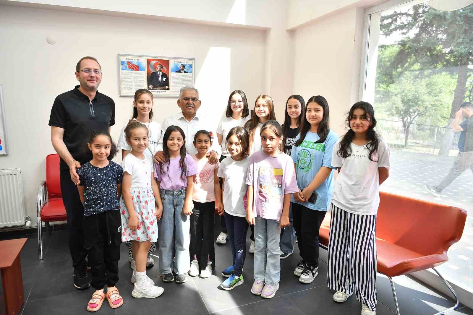 Başkan Büyükkılıç’tan Kayseri’nin 6’ncı üniversitesi KAYMEK faaliyetlerine yakın takip