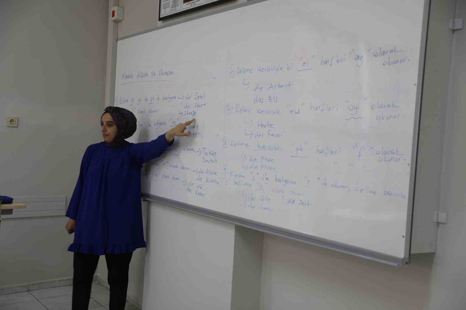 Haliliye’de hobi ve eğitim kursları göz dolduruyor