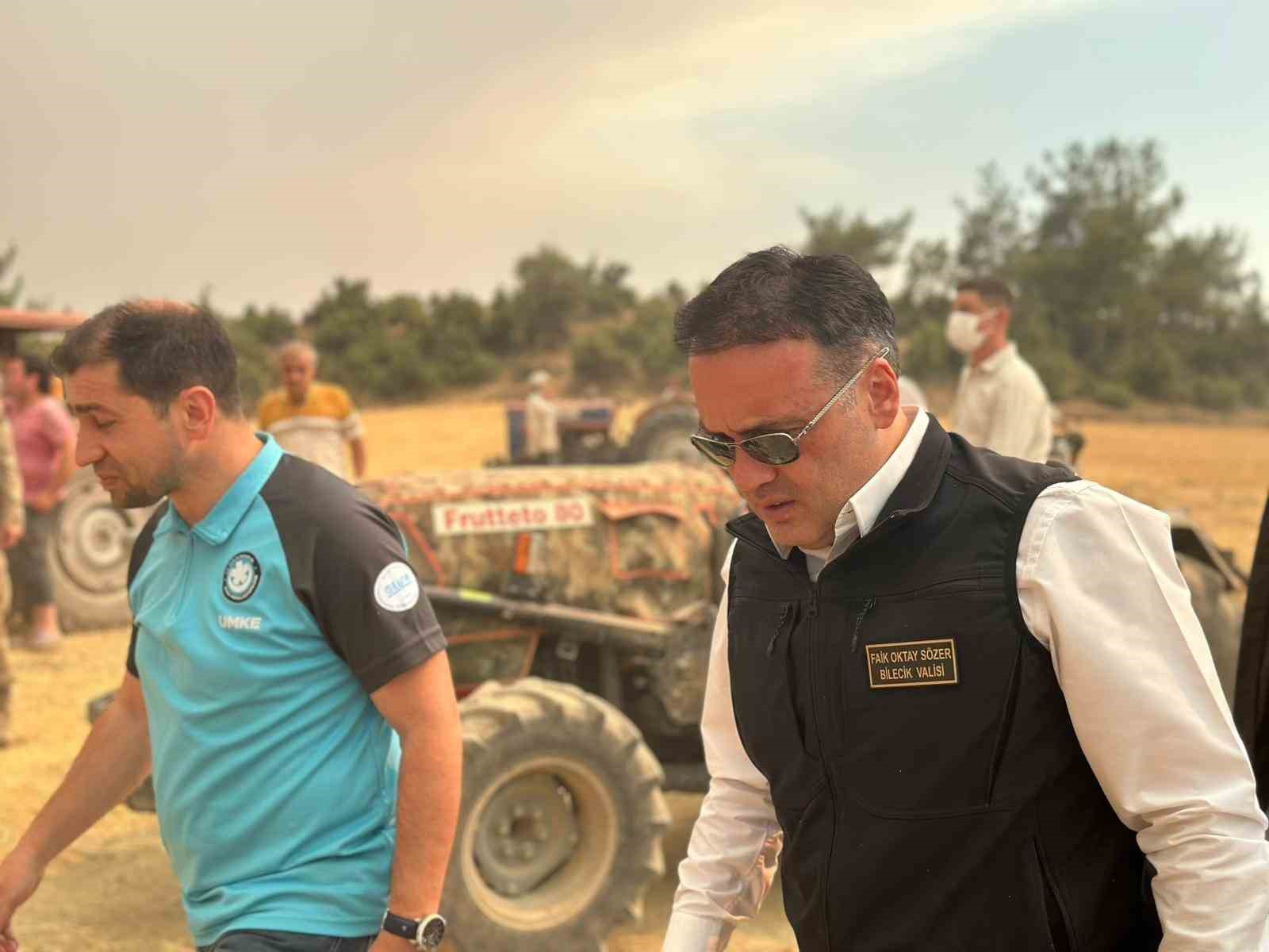 Vali Sözer, yangın bölgesinde inceleme yaptı