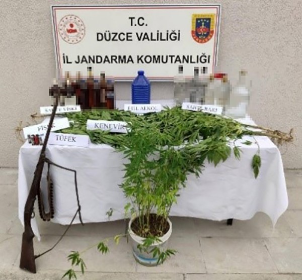 Düzce’de 67 şüpheliye uyuşturucudan işlem yapıldı