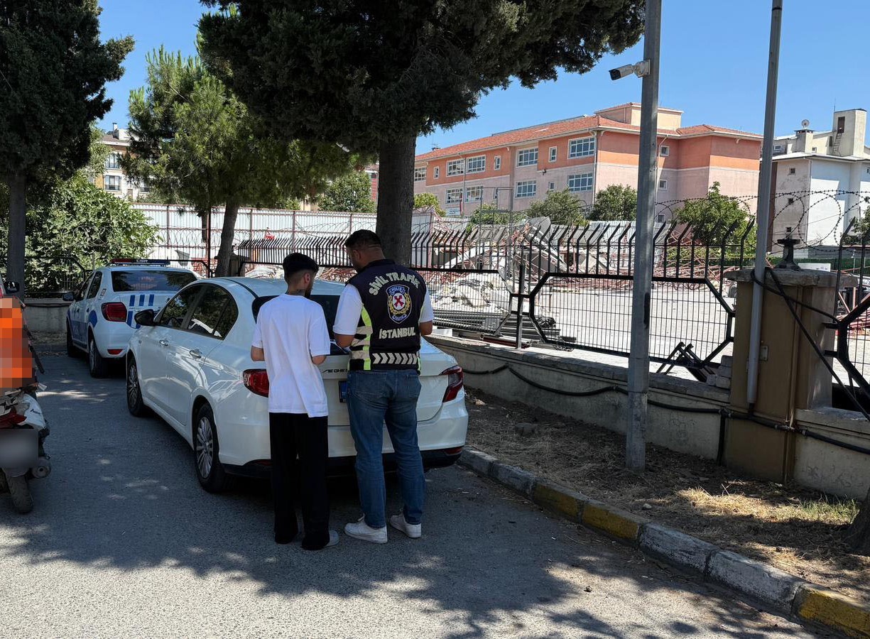 Bahçelievler’de motosikleti ile akrobatik hareketler yapan sürücüye ceza