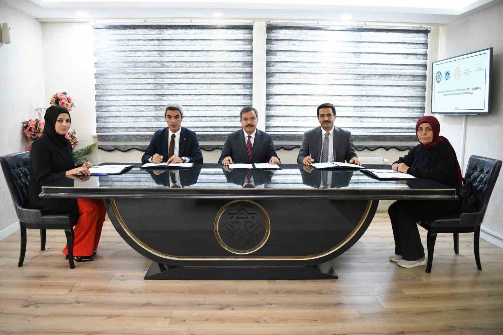 Malatya’da "Farklılıklarla Güçleniyoruz" projesi başladı