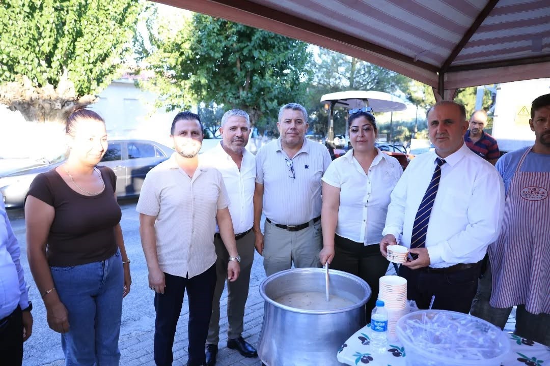 İncirliova’da aşure hayrı