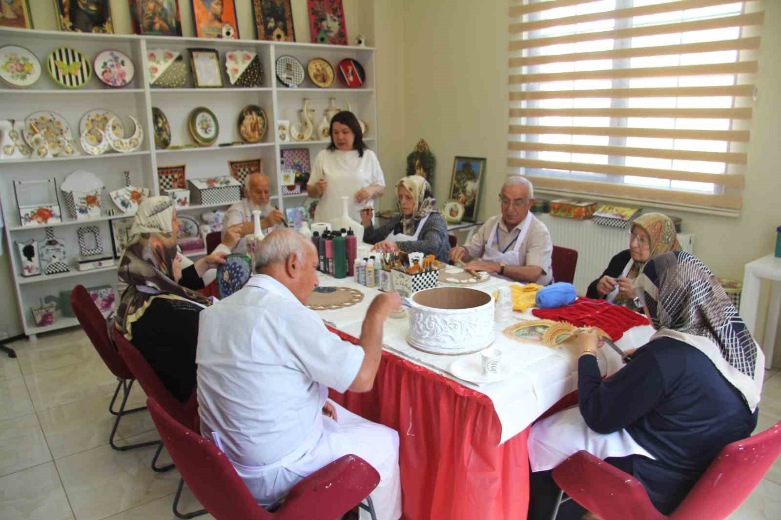 70’inden sonra el işi yapmaya başladılar