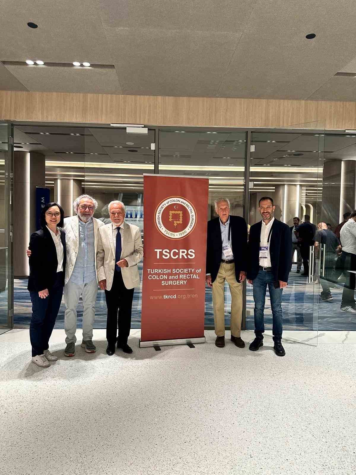 Karın zarı kanserleri tedavisi eğitim programı İzmir’de gerçekleştirildi