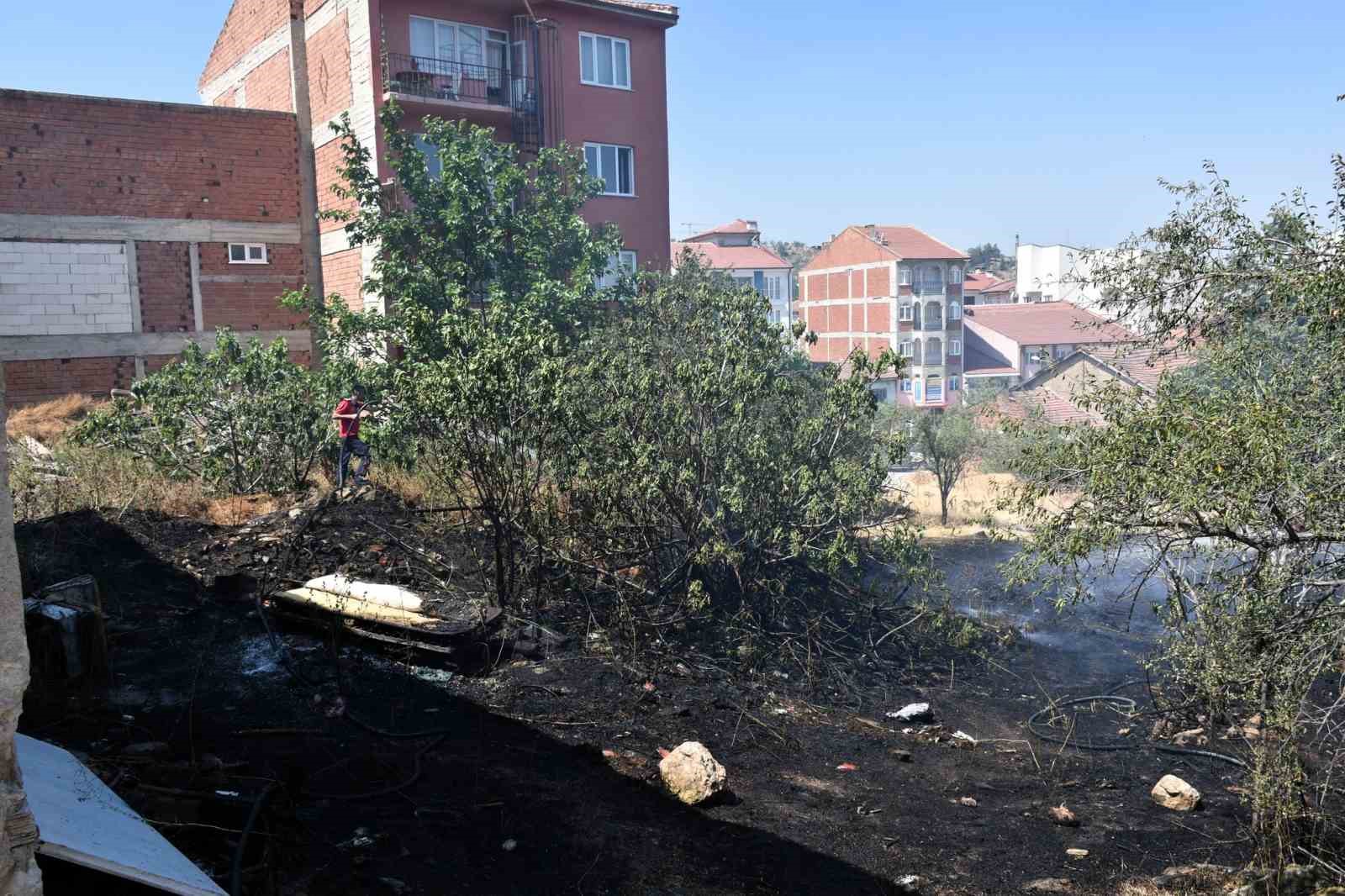 Ot yangını kısa sürede kontrol altına alındı