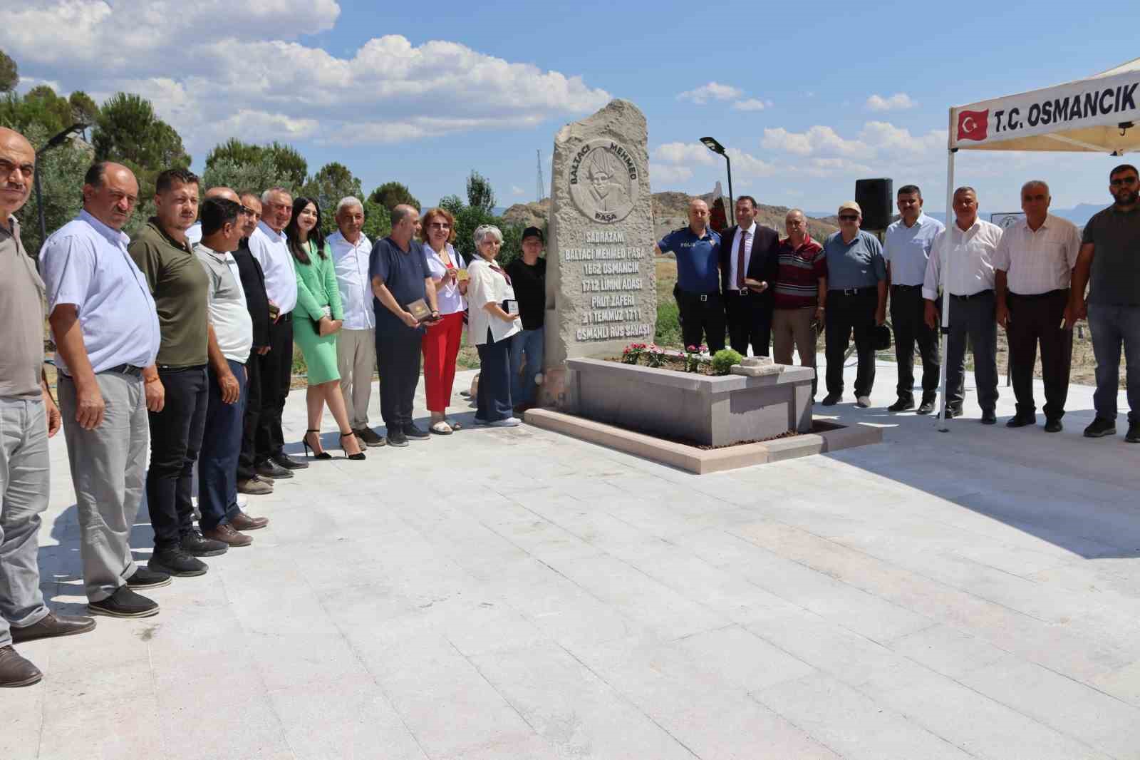 Osmanlı sadrazamı Baltacı Mehmed Paşa için anıt mezar yapıldı