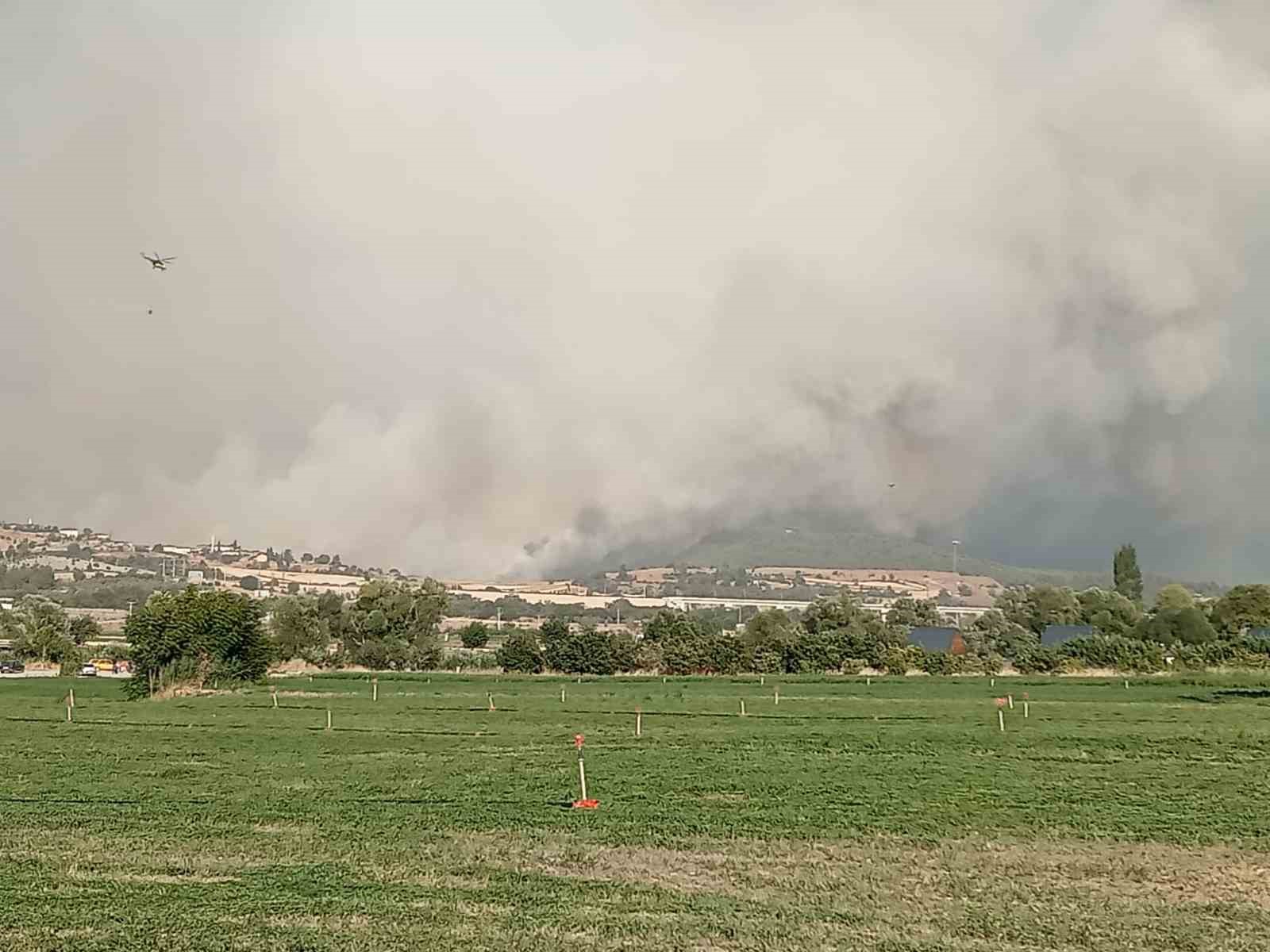 Bilecik&rsquo;te yangın b&ouml;lgesi havadan g&ouml;r&uuml;nt&uuml;lendi
