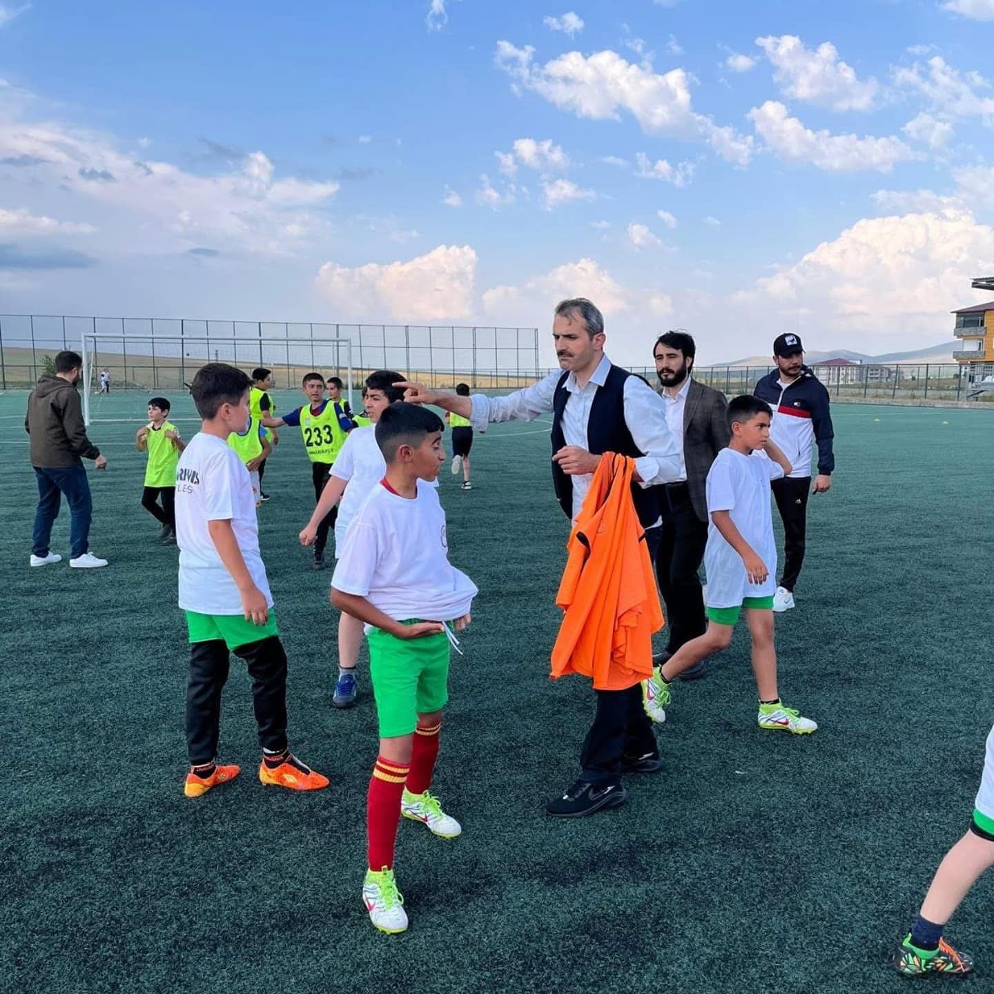 Sarıkamış’ta Yaz Kur’an Kursları Futbol Turnuvası başladı