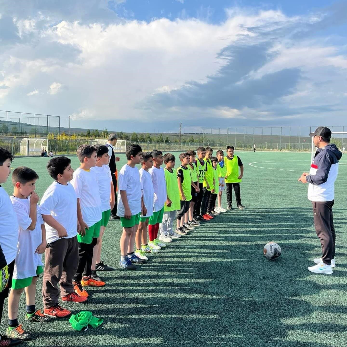 Sarıkamış’ta Yaz Kur’an Kursları Futbol Turnuvası başladı