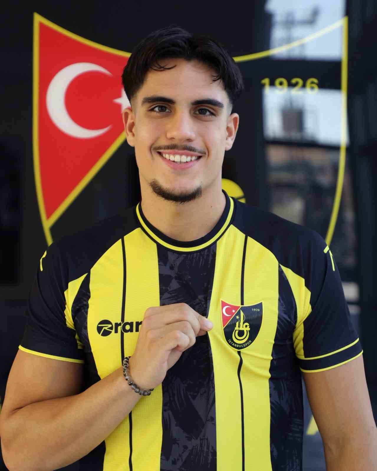 İstanbulspor, genç stoperi renklerine bağladı
